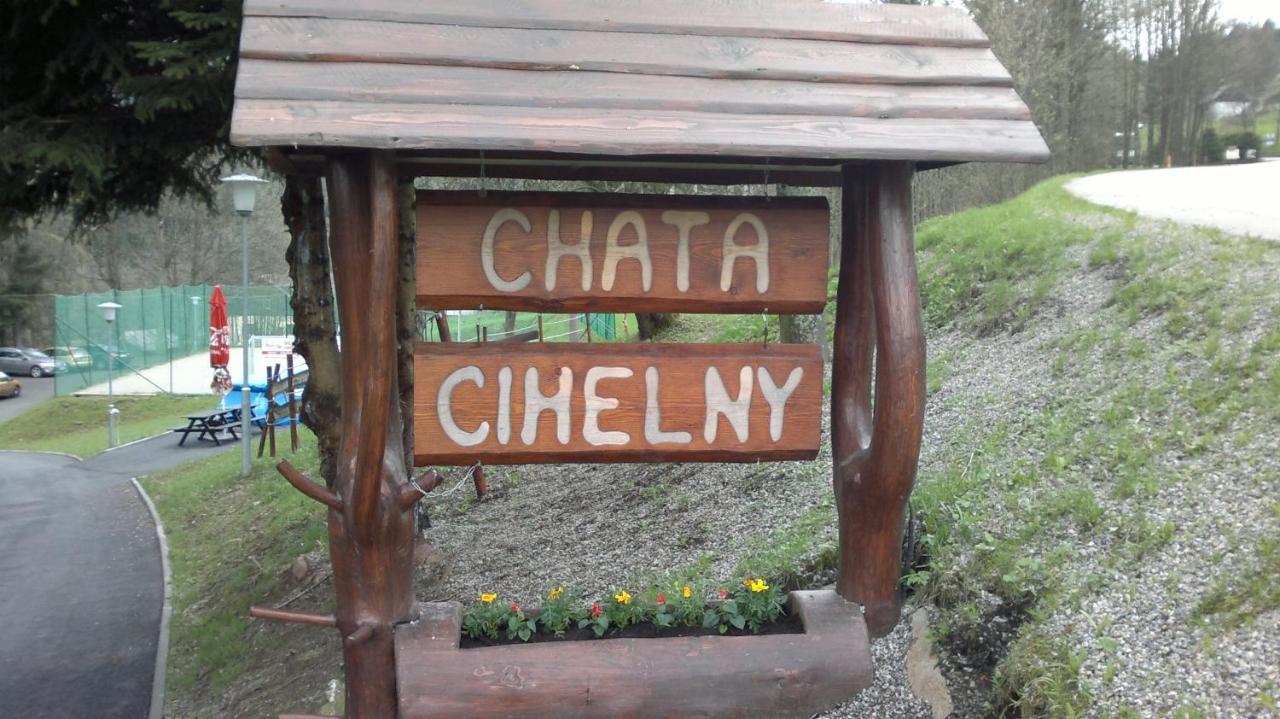 Horska Chata Cihelny Stachy Bagian luar foto